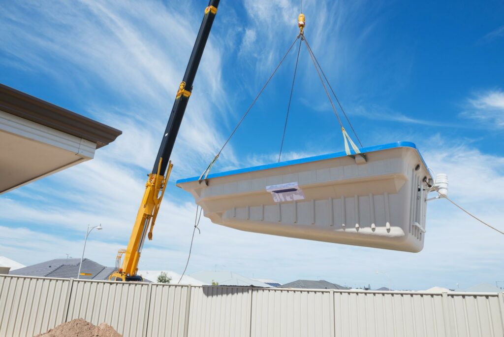 Instant online swimming pool estimates.